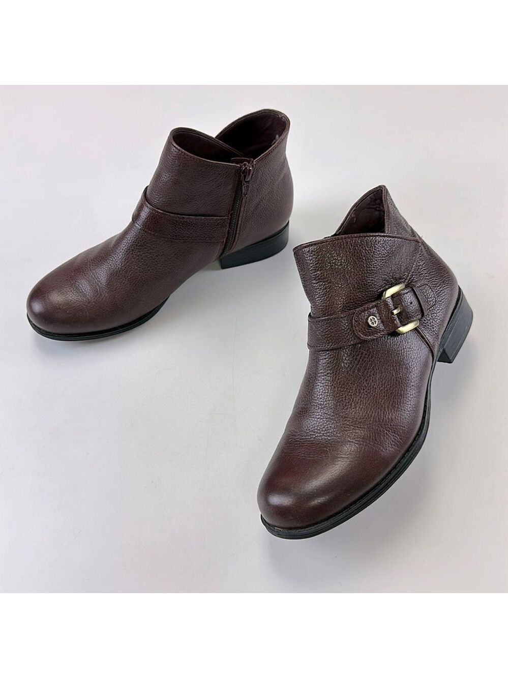 Naturalizer Jarrett wine burgundy leather ankle boots Size 8.5
Womens